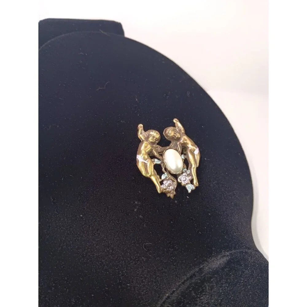 Vintage Double Cherub Brooch Two Angels Holding Faux Pearl Gold Tone Pin